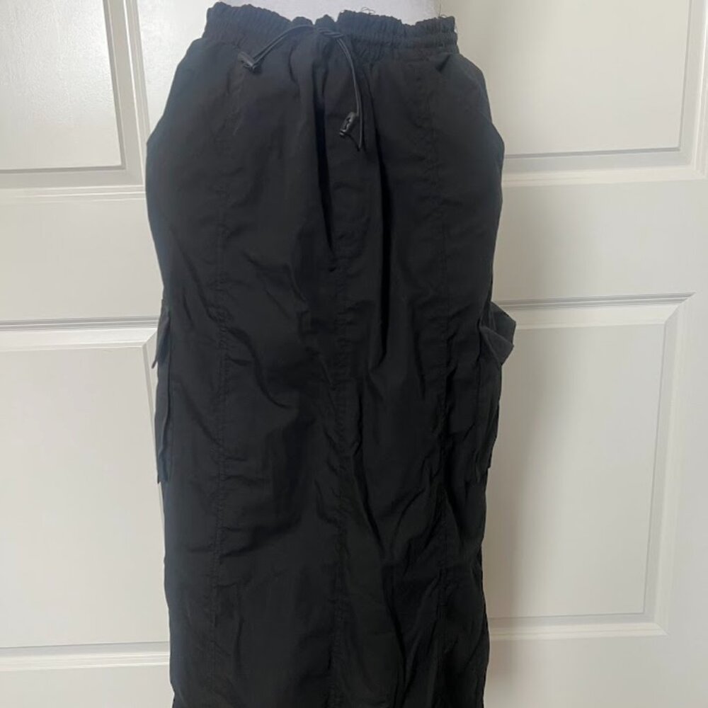 Jolie & Joy By FCT With Love Black Parachute Cargo Skirt Size Large
